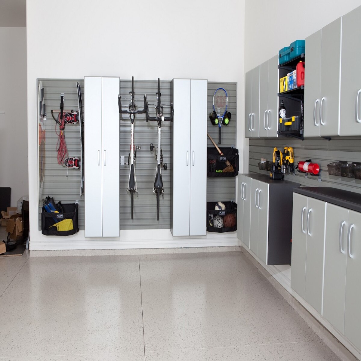 Flow Wall 12 Piece Dream Garage - Silver/Black