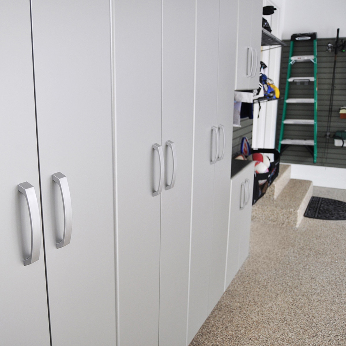 Flow Wall 12 Piece Dream Garage - Silver/Silver