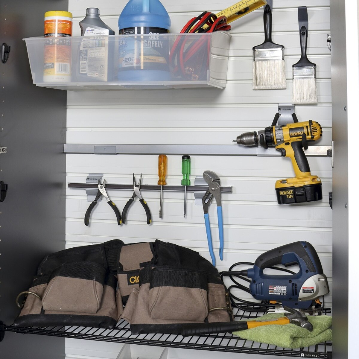 Flow Wall 5 Piece Deluxe Garage Workstation - Black/Graphite