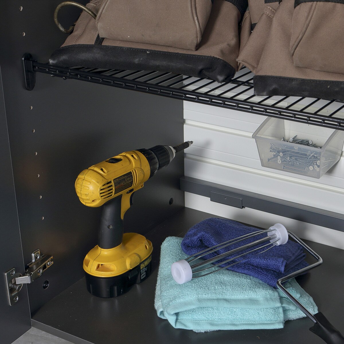 Flow Wall 8 Piece Cabinet Deluxe Workstation - Silver/Silver