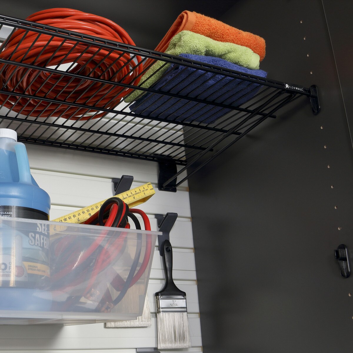 Flow Wall 5 Piece Deluxe Garage Workstation - White