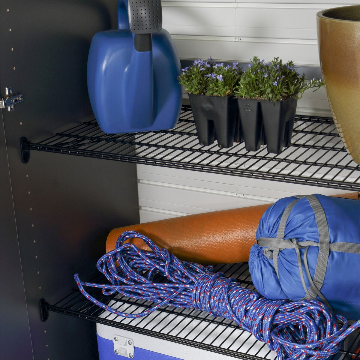 Flow Wall 5 Piece Deluxe Garage Workstation - White