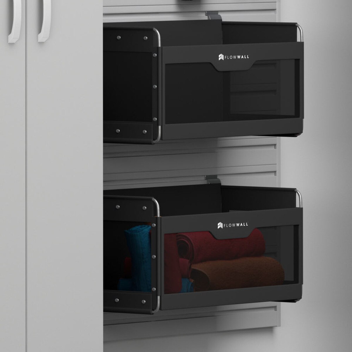 Flow Wall 8 Piece Deluxe Workstation - Silver/Silver